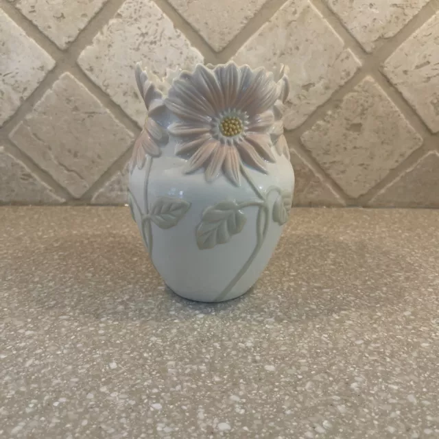Lenox Gerbera Daisy Vase Floral Blossoms Collection