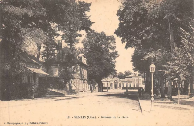 CPA - SENLIS - Avenue de la gare