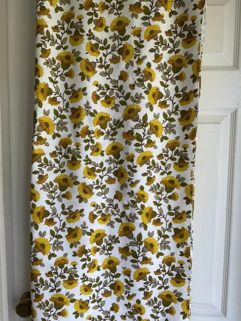 Pair of True Vintage Kitsch Barkcloth Floral Marigold Curtains 3