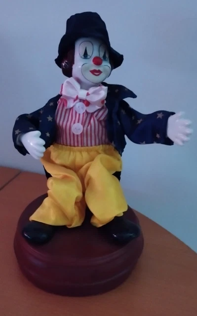 Clown Suspendu Balançoire – Déco Tissu Et Céramique, Beige, Moderne