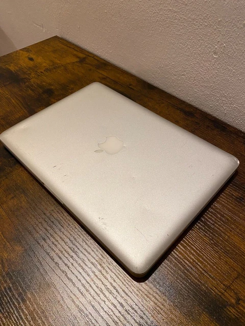 Apple MacBook Pro 13 Early 2011, 2.3Ghz Intel Core i5, 8Gb Ram, 256Gb SSD 2