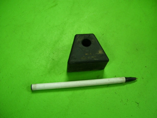 15 RZR XP 1000 2-Seater Rear Muffler Bracket Isolators Rubber Bushings OEM Pair
