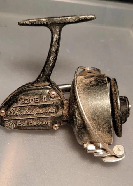 Moulinet Toupie Vintage Shakespeare 2210 II - Pêche Eau Douce - Fabriqué Au Japon