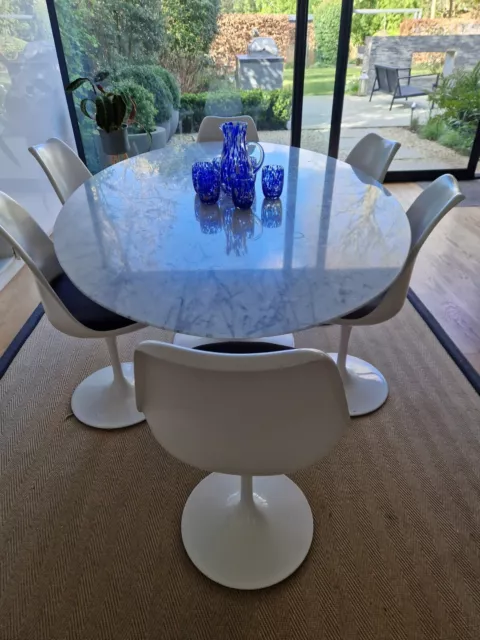Eero Saarinen Tulip Marble Dining Table and 8 Chairs