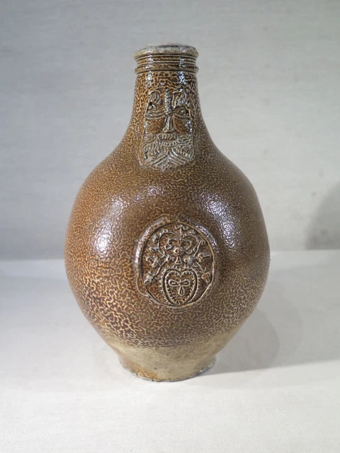 Bouteille En Gres Ancienne