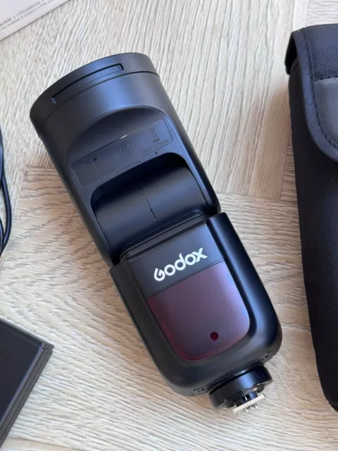 Godox V1 N Flash for Nikon With Lithium Battery