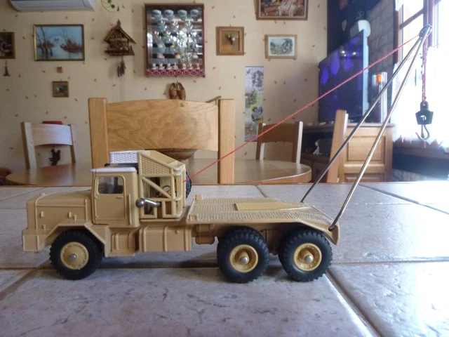 Camion Berliet GBO Benne Carrière Sanchis – Miniature Collection – Orange Et Vert