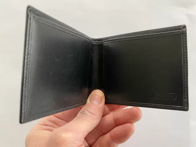 Coach vintage men's black leather slim billfold wallet - Italy - NEW