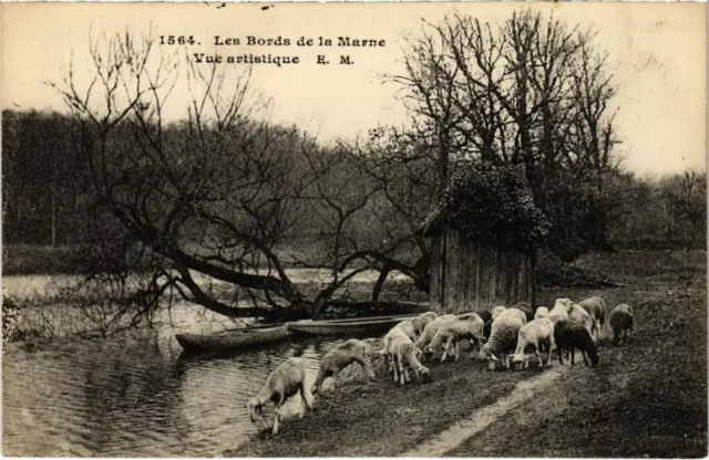CPA Les Bords de la Marne - Artistic View (1038151)