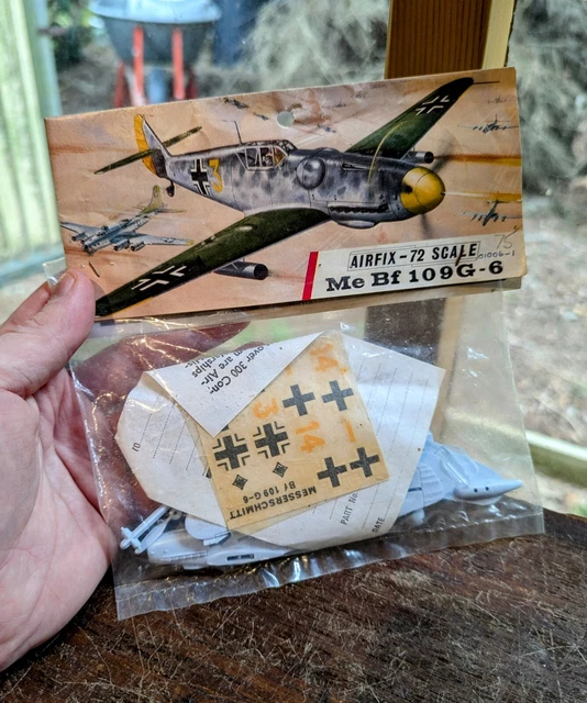 REVELL MESSERSCHMITT BF 109 E HEINKEL 100 SPITFIRE HURRICANE MKI 1/72