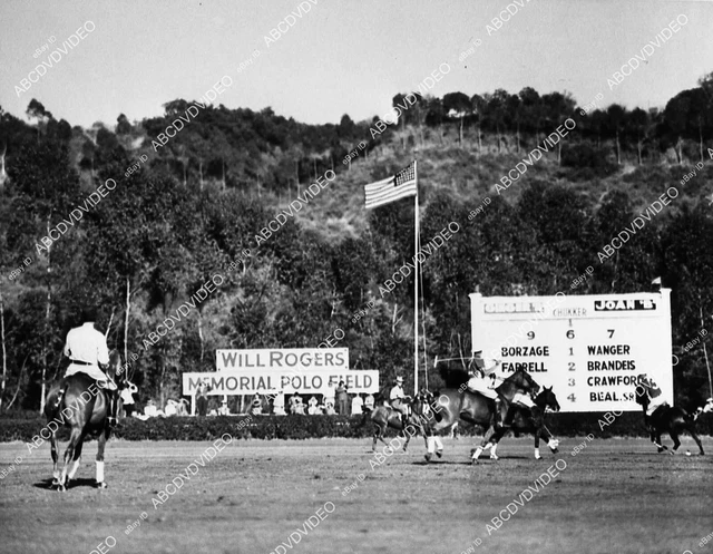 1564-004 Frank Borzage and others play on Will Rogers Memorial Polo Field 1564-0