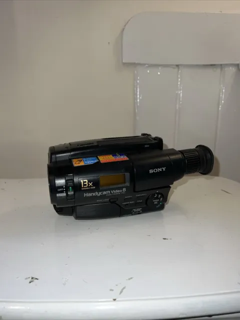 Sony Handycam Ccd-Tr401E Camcorder Video-8 Camera 8Mm Analogue Tape
