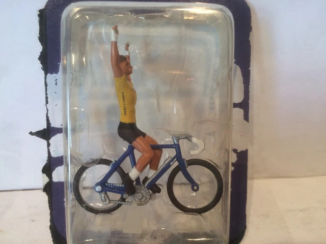 FIGURINE CYCLISTE MAILLOT JAUNE NOREV POUR