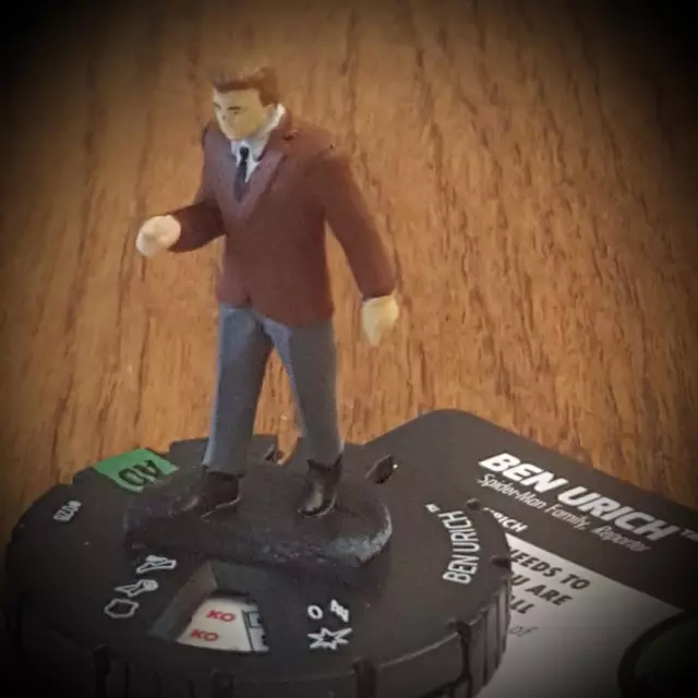 BEN URICH  Avengers Defenders War Heroclix UNCOMMON #028