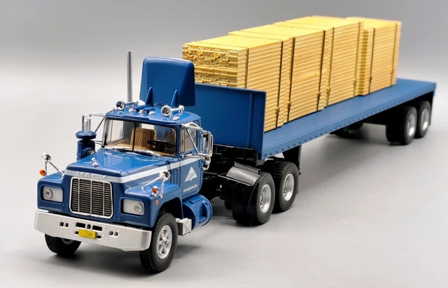 Camion Mack R-Series 1966 Blanc Ixo échelle 1/43 - Drapeau Américain, Miniature Neuve