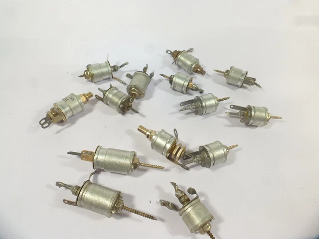 2 Condensateurs PRECIS CKM111B Vintage 2.2uF 63V 2%, Neufs (NOS) - Aérospatial