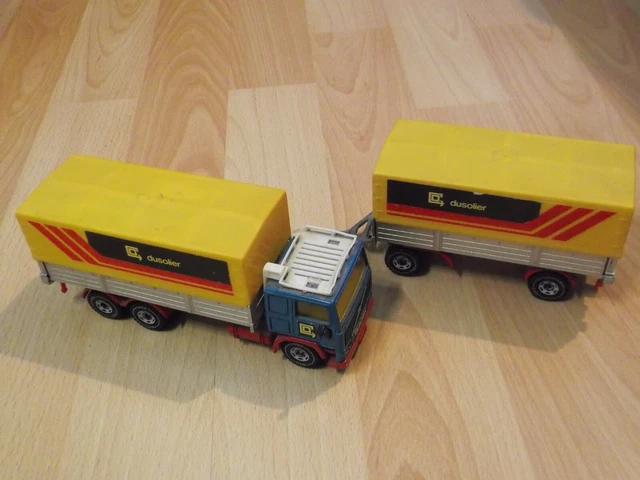 VOLVO NH12 COCA-COLA Coke Cab & Remorque 1/50 Cararama Modèle Moulé