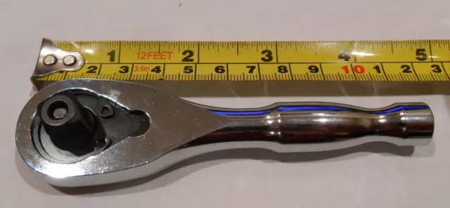 Westward 440G12 3/8" Drive, 4-3/4" Pear, Hand Ratchet, 84 Tooth, quick release.