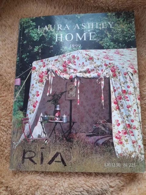 Vintage Laura Ashley 1999 Home Catalogue Book Dutch - Wallpaper Sample And Promo