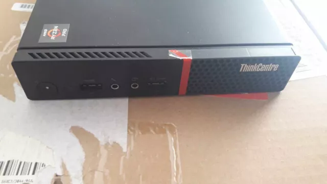 Lenovo M715q ThinkCentre Tiny  (2 x 500 Go SSD, RYZEN 5 2500GE, 16 Go RAM)