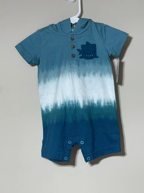 Carter’s Baby Boy Shark Romper Size 3-6 Months. NWT! Hooded With Snap Closure.