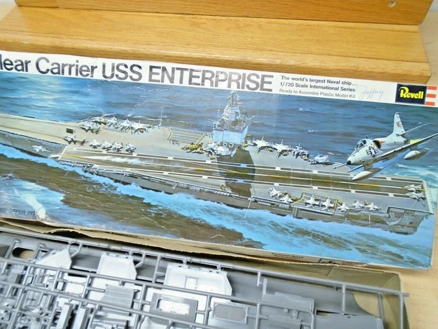 Revell - Maquette U.S.S. Enterprise - Échelle 1/720 - 102 Pièces - Porte-avions Nucléaire - Dès 10 Ans