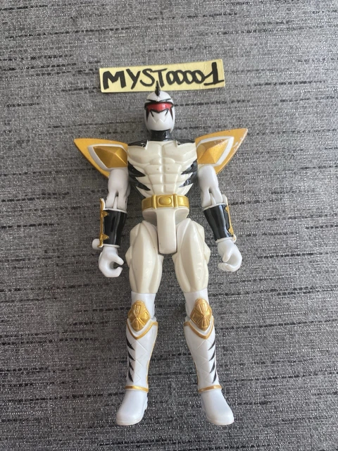 FIGURINE BANDAI 2001 Power Rangers Wild force ranger rouge 14 cm EUR 7 FIGURINE BANDAI 2001 Power Rangers Wild force ranger rouge 14 cm EUR 7