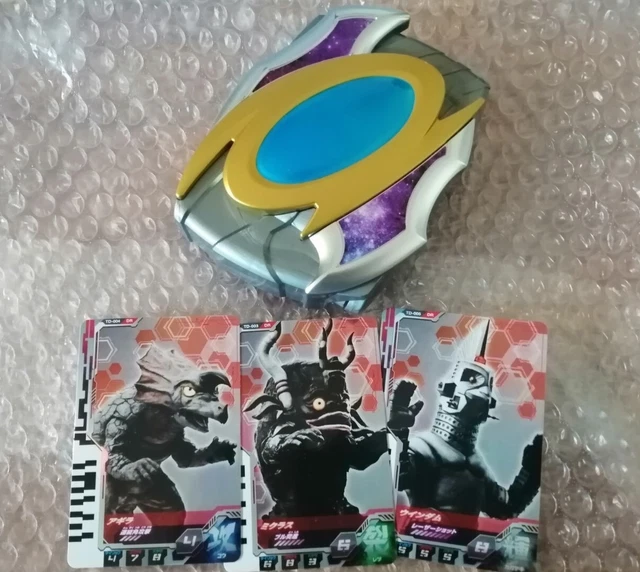 Ship Fast MICLAS WINDOM Ultra Dimension Card + HOLDER Ultraman Decker D Flasher