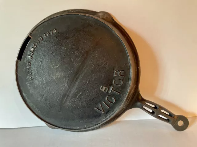 Griswold? VICTOR #8 Odorless Cast Iron Skillet w/ Vent, Heat Ring & Cage Handle
