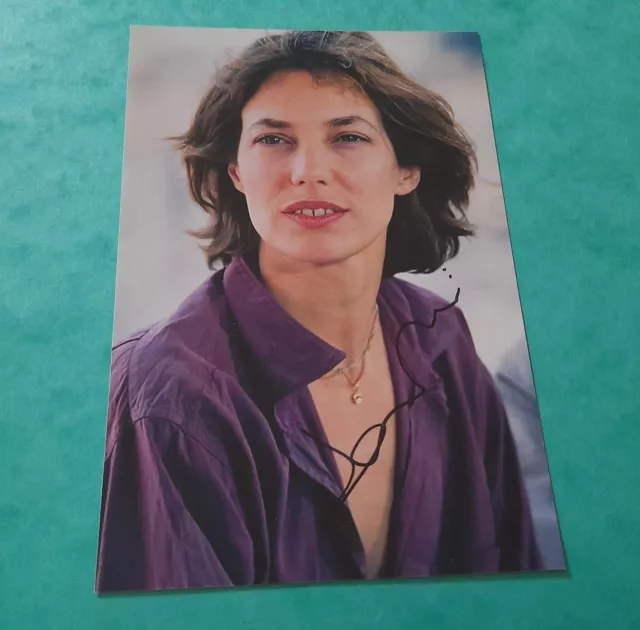 Autographe Jane Birkin photo couleur signée 10 X 15 cm Dédicace permanent  noir