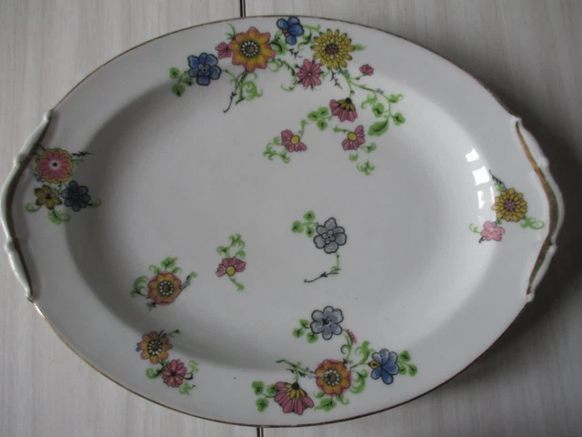 Ancien plat ovale en porcelaine B&C Limoges France Bernardaud ?