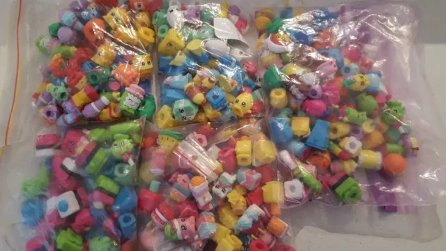 SHOPKINS SEASONS 1 to 9 - RANDOM BULK LOTS OF 50 Inc U/RARE, Spec/Ed & Exclusive