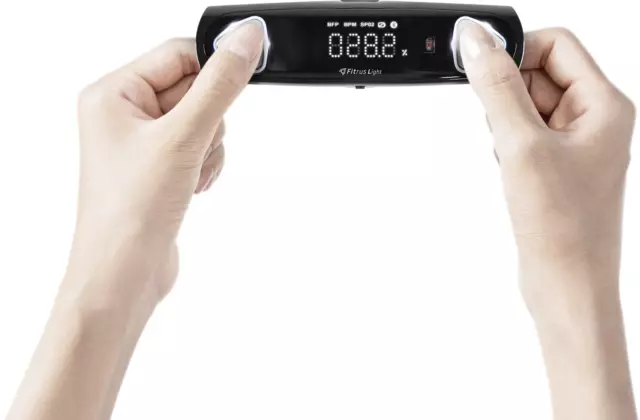Onesoftdigm FITRUS LIGHT Analizzatore composizione corpo portatile con app per smartphone