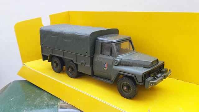 P26 solido 1/50 pompiers acmat vlra ambulance 4x4 + boite - Collection