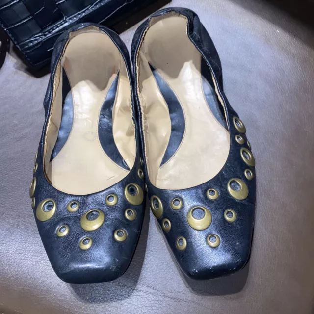BOUTIQUE 9 Capria designer leather flats 7M SOLD AS IS