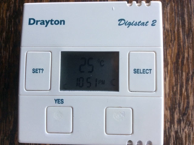 Drayton DigistatPlus Room Thermostat | 30002 - View #3