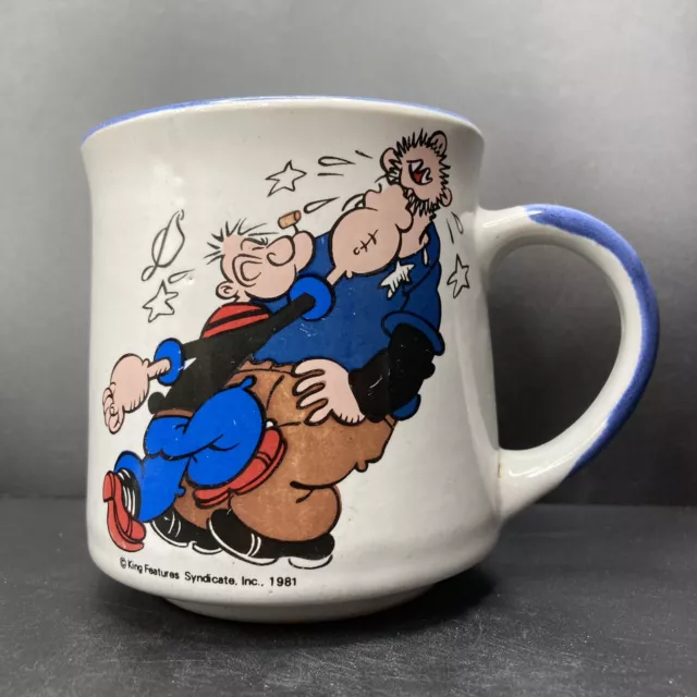 Vintage 1981 Popeye & Bluto Fighting porcelain mug King Features Syndicate Inc