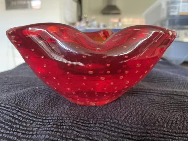 https://www.picclickimg.com/9LoAAOSwYxllRsKv/Red-Murano-bubble-glass-bowl-element-shell-ashtray.webp