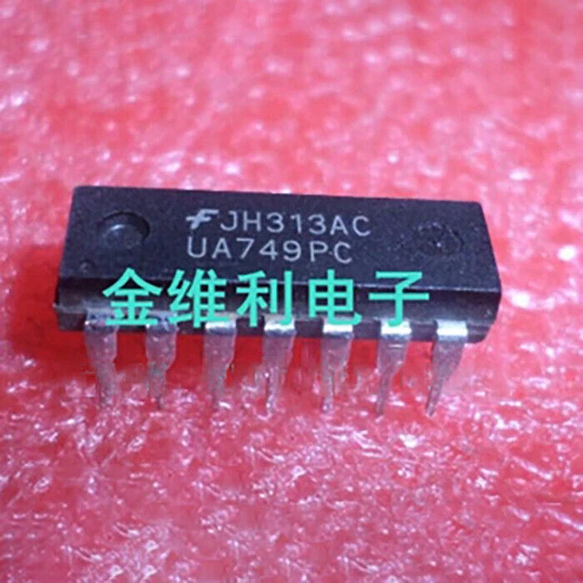 1pcs new NEC UA749PC DIP
