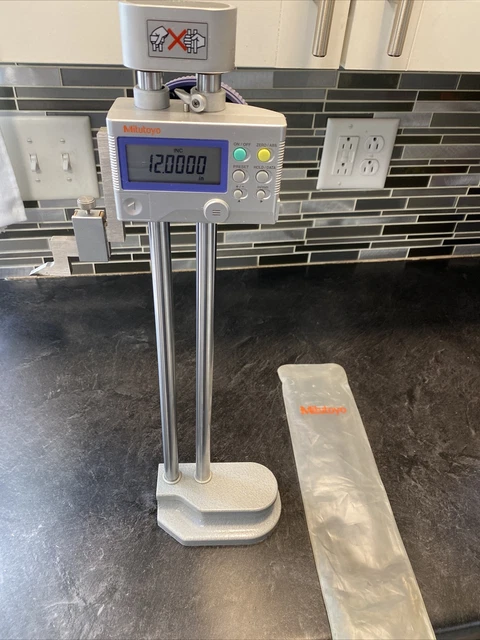 MITUTOYO 192-630-10 STANDARD TYPE DIGIMATIC HEIGHT GAGE 12"/300mm X .0005" res. MITUTOYO 192-630-10 STANDARD TYPE DIGIMATIC HEIGHT GAGE 12"/300mm X .0005" res.