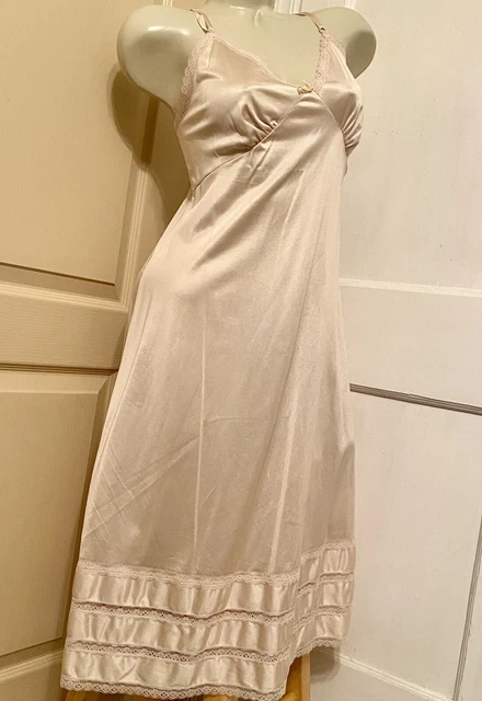Sexy Sissy Vintage Sears Bombshell Soft Nylon Beige Lace Trim Full Slip 40