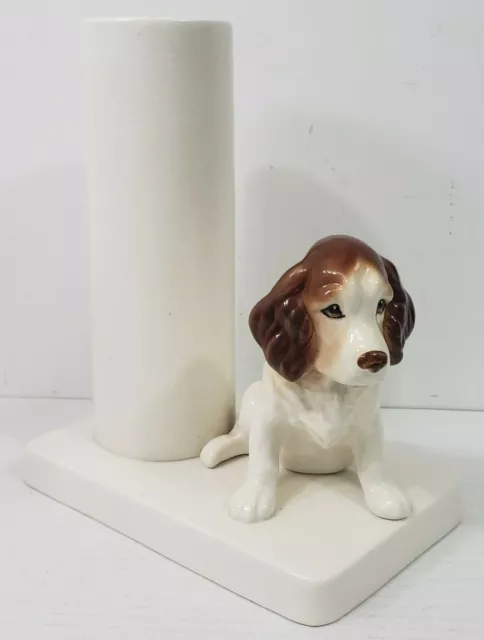 Rare 1940-50s SylvaC Cocker Spanielr dog figure sitting beside vase