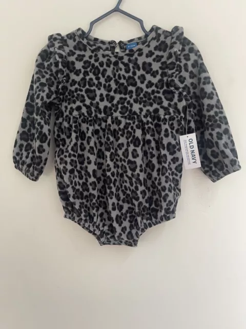 Old Navy Baby Girls Cozy Soft 100% Polyester Leopard Print Bodysuit Gray 6-12 M