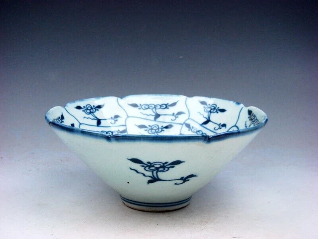 Antique Blue&White QingHua Flowers Painted V Shaped Bowl Flower Edges #01312311