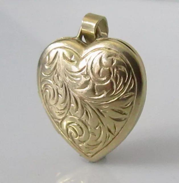 9ct Gold Locket - Vintage 9ct Gold Heart Shape Opening "Love You Always" Locket