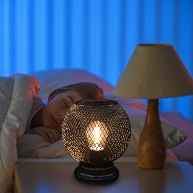 CREATIVE WROUGHT IRON Hollow Spray Paint Night Light Delicate Lamp