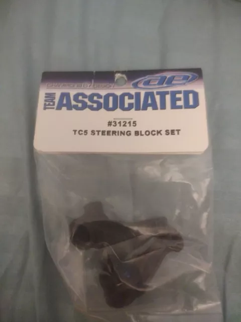 Team Associated #31215 TC5 Steering Block Set. (Discontinued)