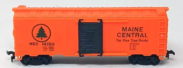 Vintage 1980s HO Scale Orange Maine Central MEC 14785 Boxcar #M-3