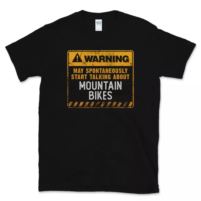 Avvertenza Può Iniziare Spontaneamente A Parlare Di Mountain Bike Divertente T-Shirt