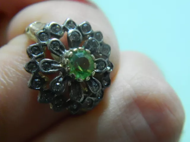 Anello in argento 800 con quarzo chiaro centrale vintage OMA19